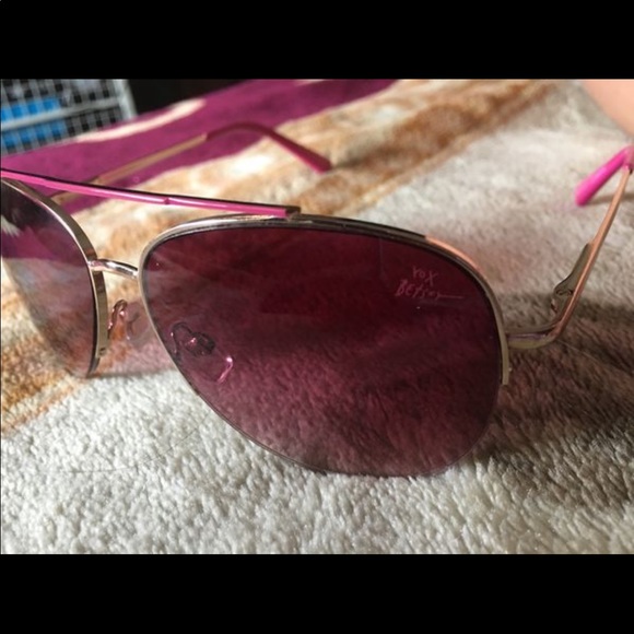 xox Betsey sunglasses - Picture 4 of 5